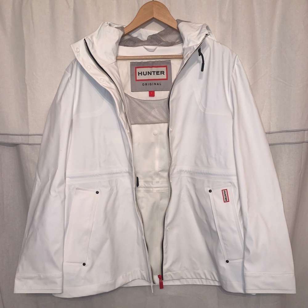 New White Hunter™️ Rain-jacket